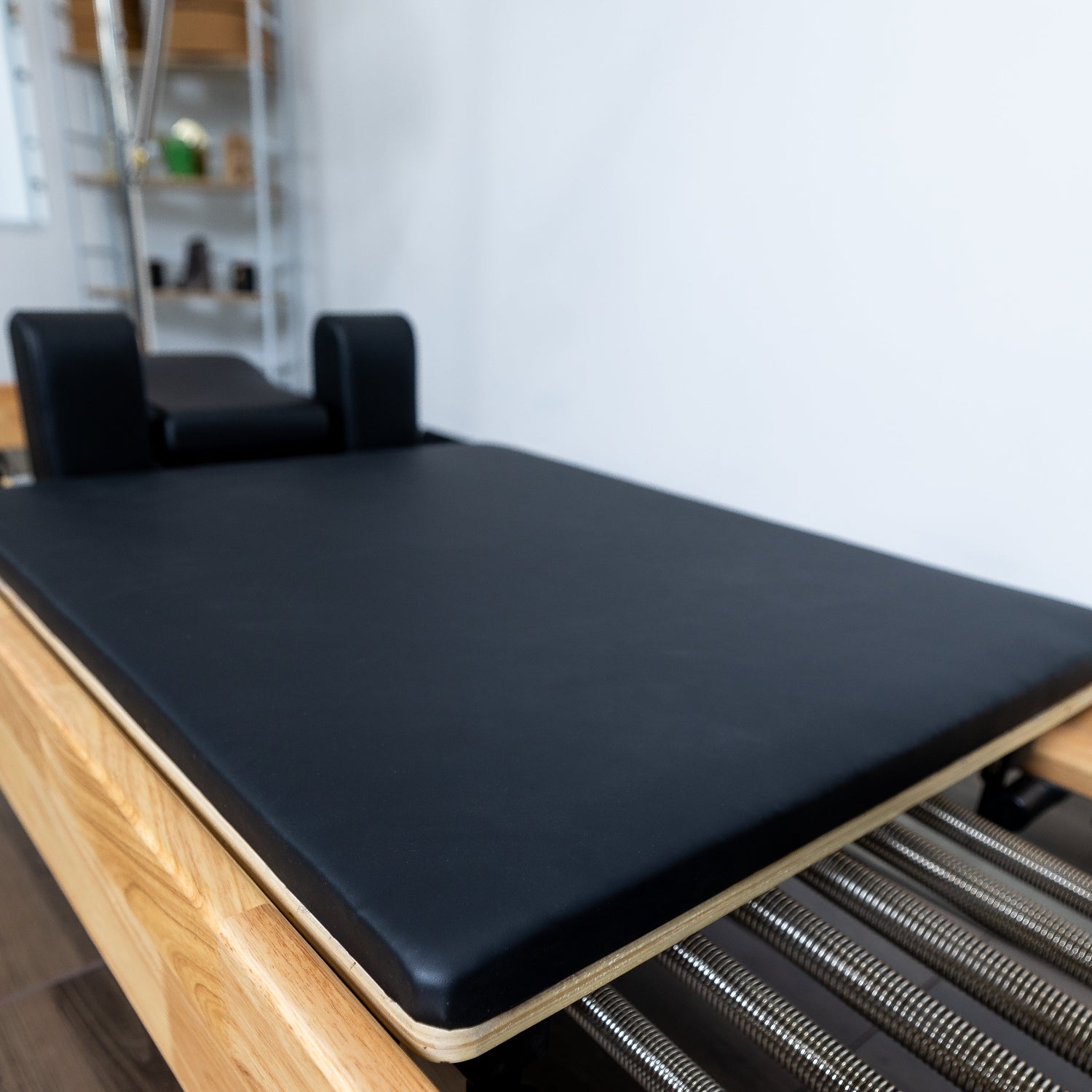 Nano Pro Max Studio Pilates Reformer - RE01