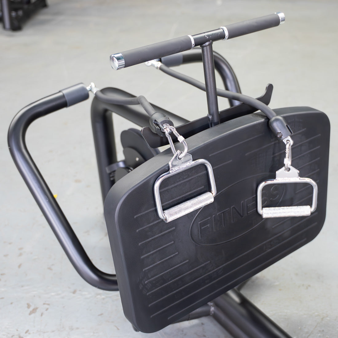 Vogue Diverging Low Row Muscle D Fitness