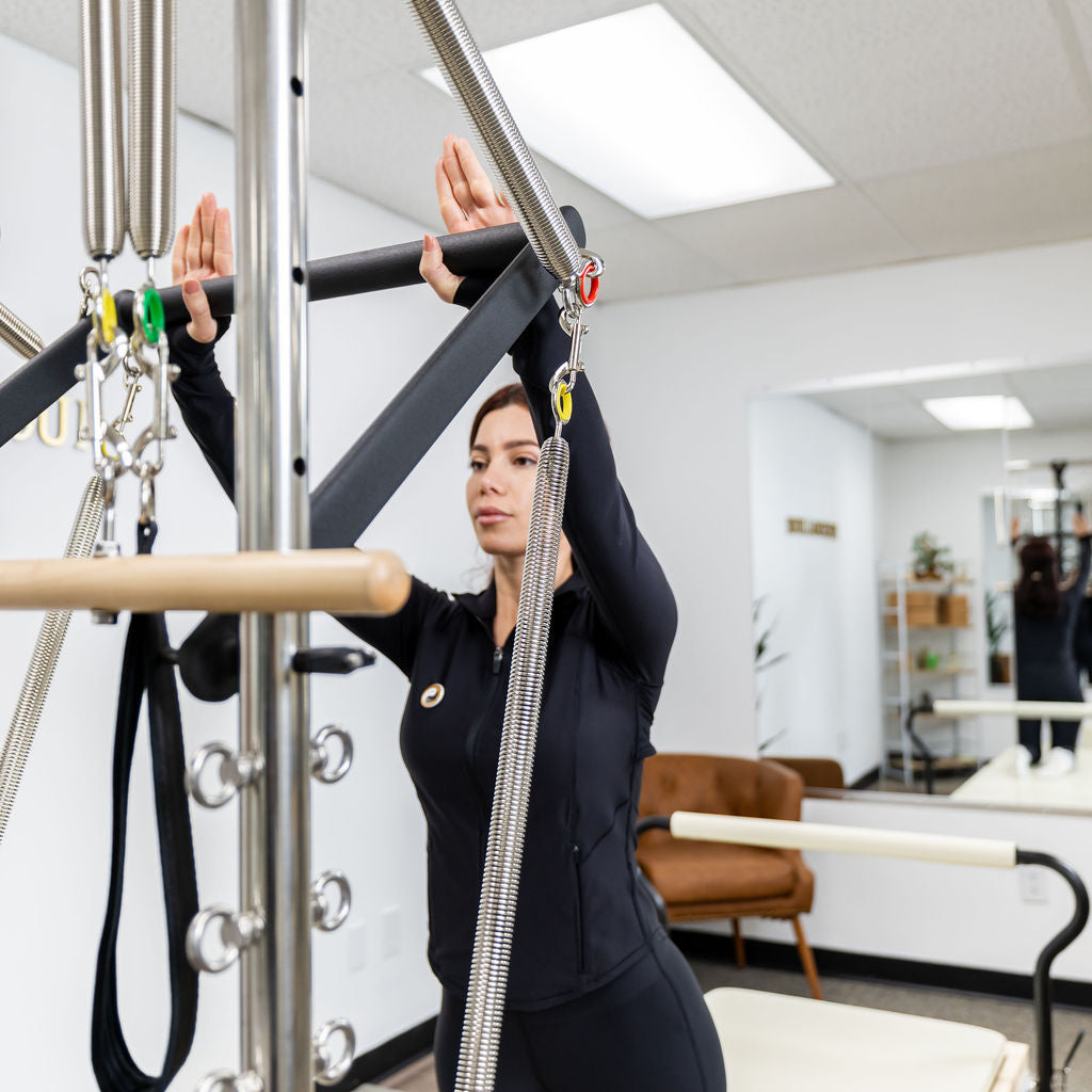 Nano Elite Half Trapeze - Adjustable Studio Pilates Reformer with Tower - RE09