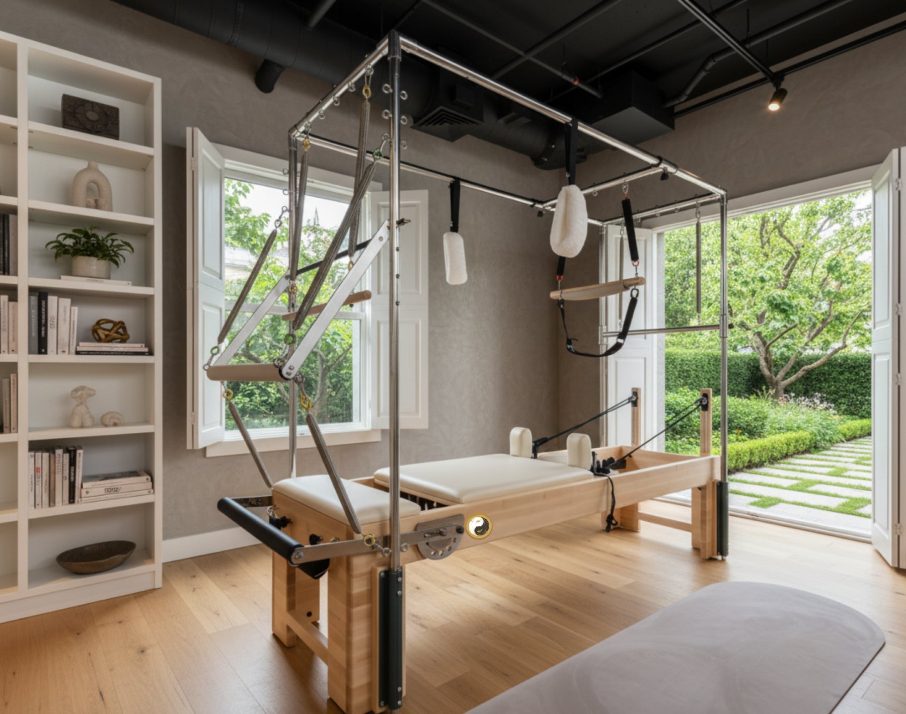 Napolie Clinical Plus- Cadillac and Pilates Reformer - RE014