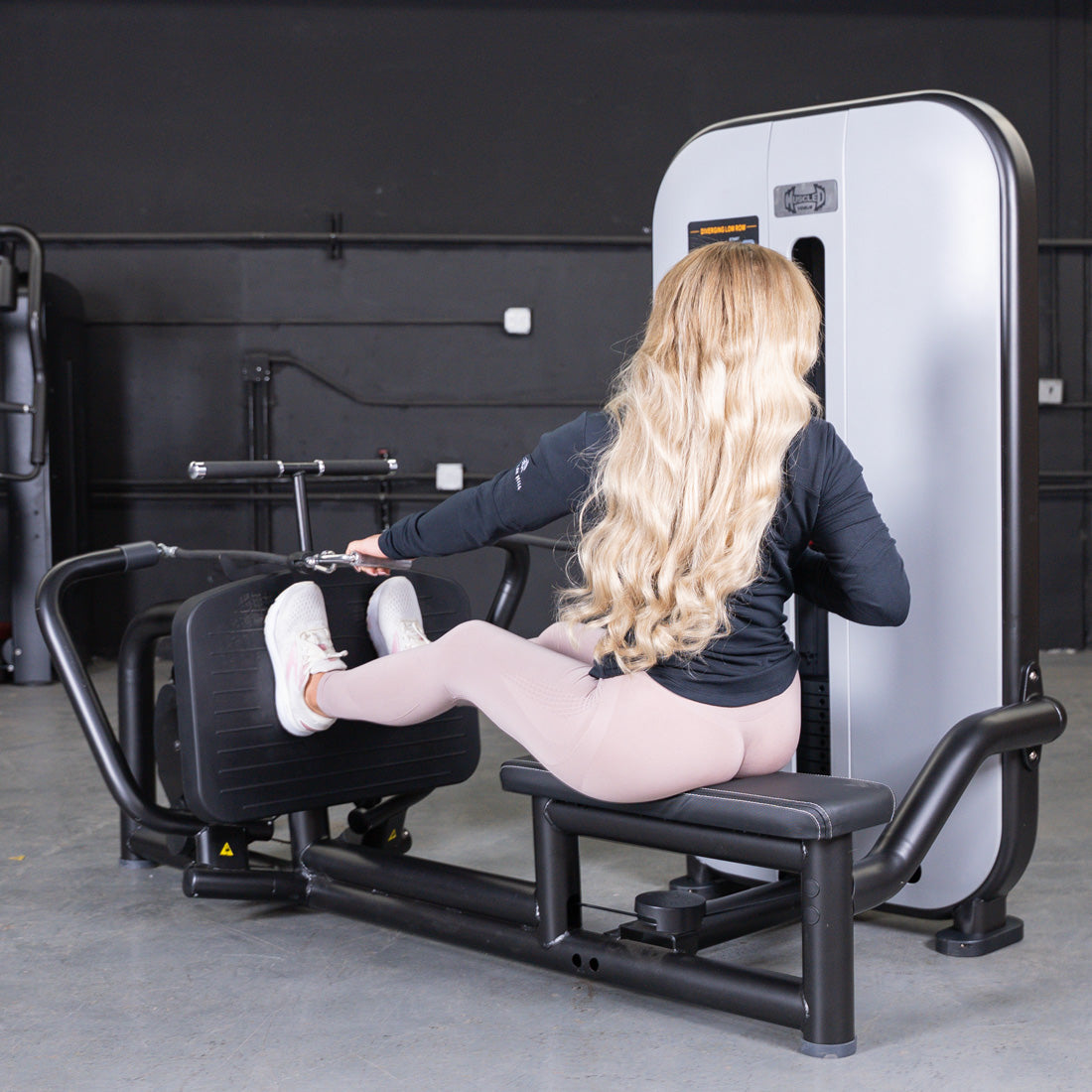 Vogue Diverging Low Row Muscle D Fitness