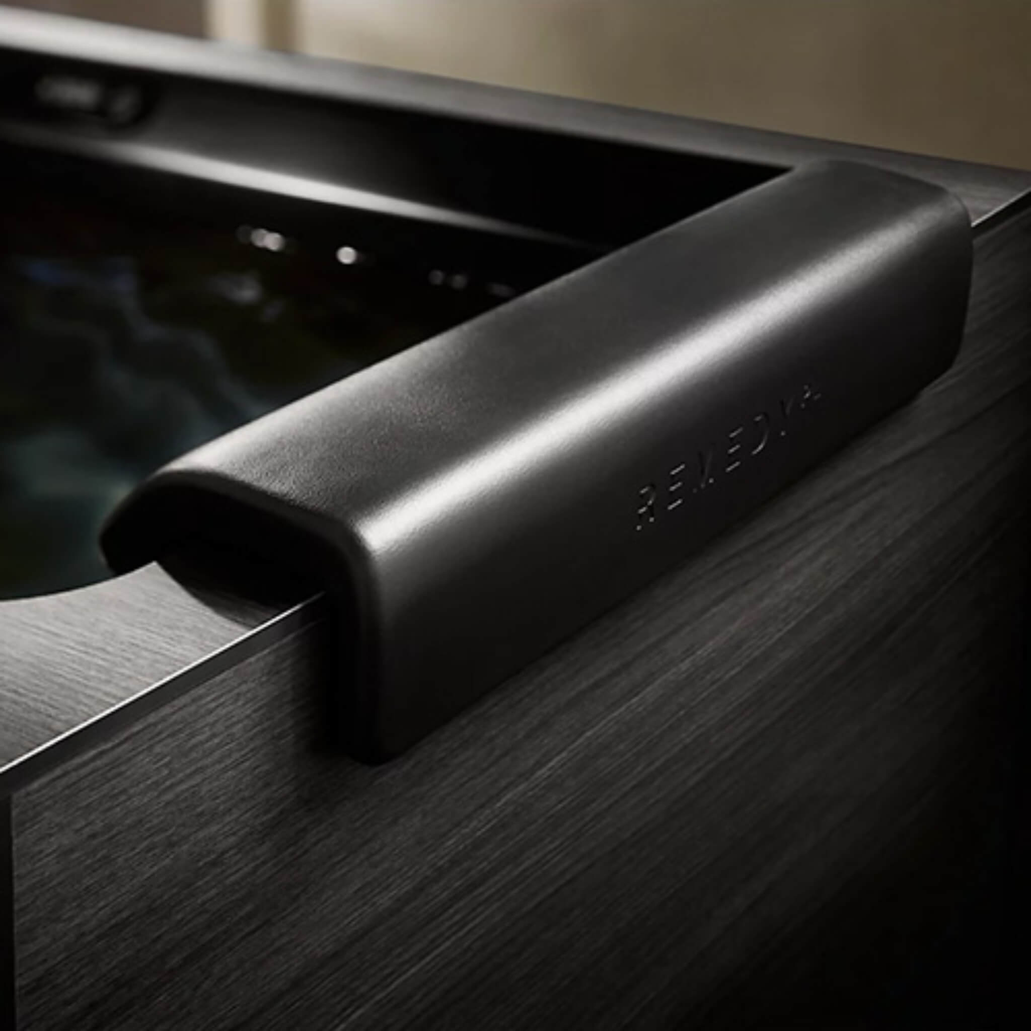 Kohler Remedy Place Ice Bath 85 Gallon Smart Temperature Wellness Tub [K-35848] (SAK78540)